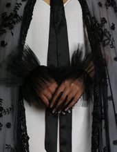 Load image into Gallery viewer, Bridal Cape