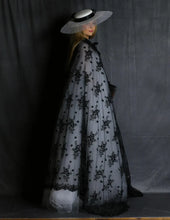 Load image into Gallery viewer, Bridal Cape