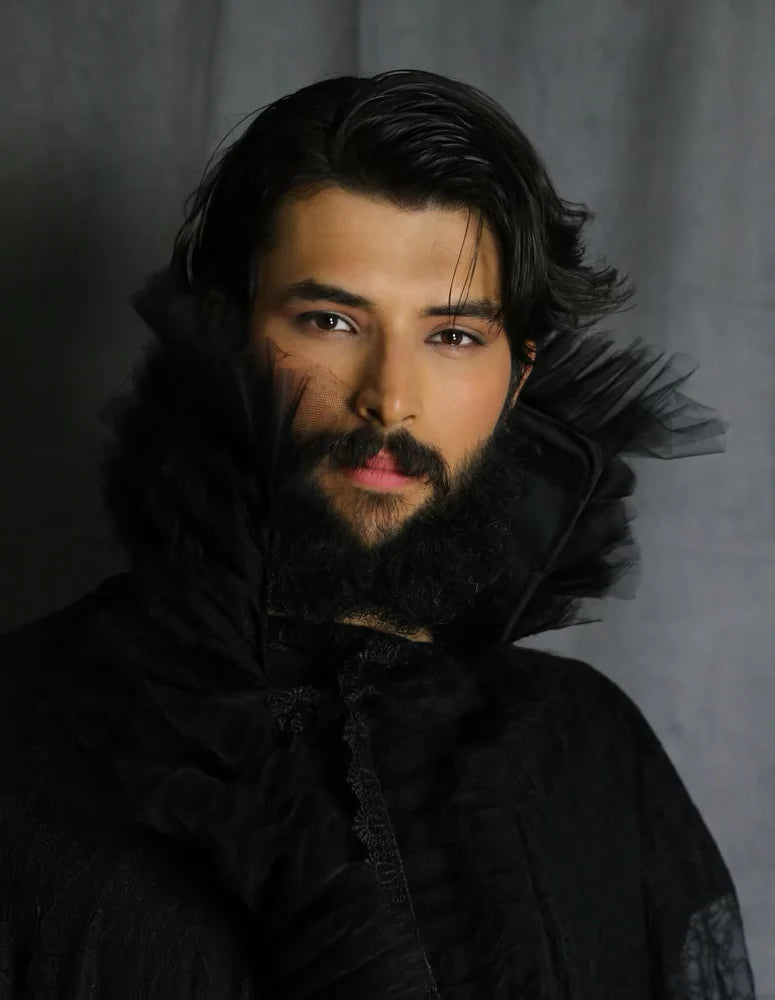 Merry Widow Cape