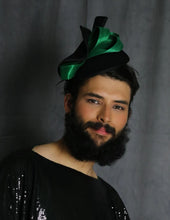 Load image into Gallery viewer, Sondegard Kaftan

