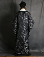 Load image into Gallery viewer, Shang Kaftan
