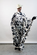 Load image into Gallery viewer, Trilly Kaftan
