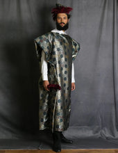 Load image into Gallery viewer, Banzai kaftan
