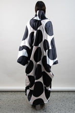Load image into Gallery viewer, Reggie Kimono
