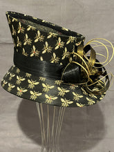 Load image into Gallery viewer, Bees Knees Hat
