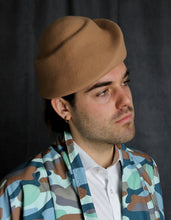 Load image into Gallery viewer, Max Alexander Ridge Hat - Camel
