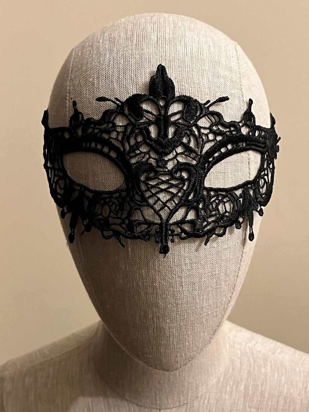 Le Vicienne Mask